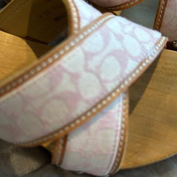 Coach wooden sole kitten heels - Picture 5 of 5